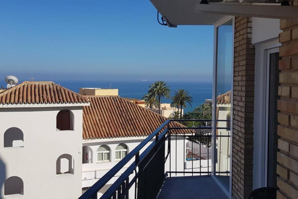 Apartamento Junto Al Mar En Puerto Marina Apartment เบนัลมาเดนา ภายนอก รูปภาพ