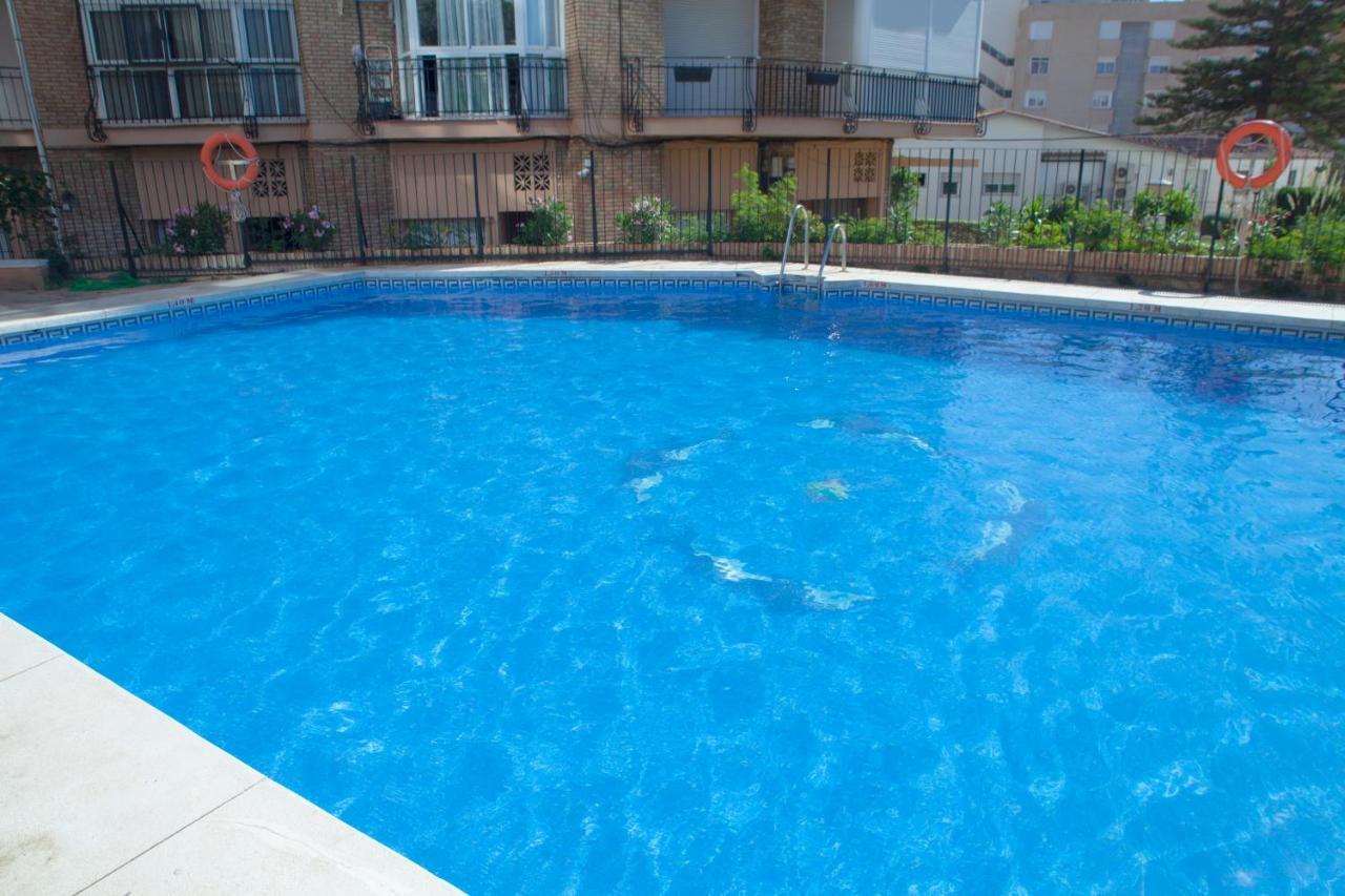 Apartamento Junto Al Mar En Puerto Marina Apartment เบนัลมาเดนา ภายนอก รูปภาพ