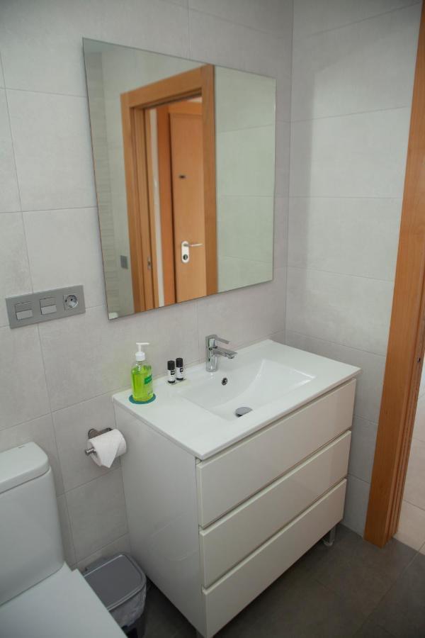Apartamento Junto Al Mar En Puerto Marina Apartment เบนัลมาเดนา ภายนอก รูปภาพ